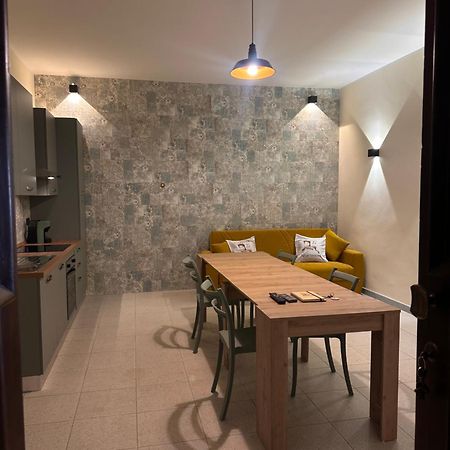 Civico 27 Apartment Фонди Экстерьер фото