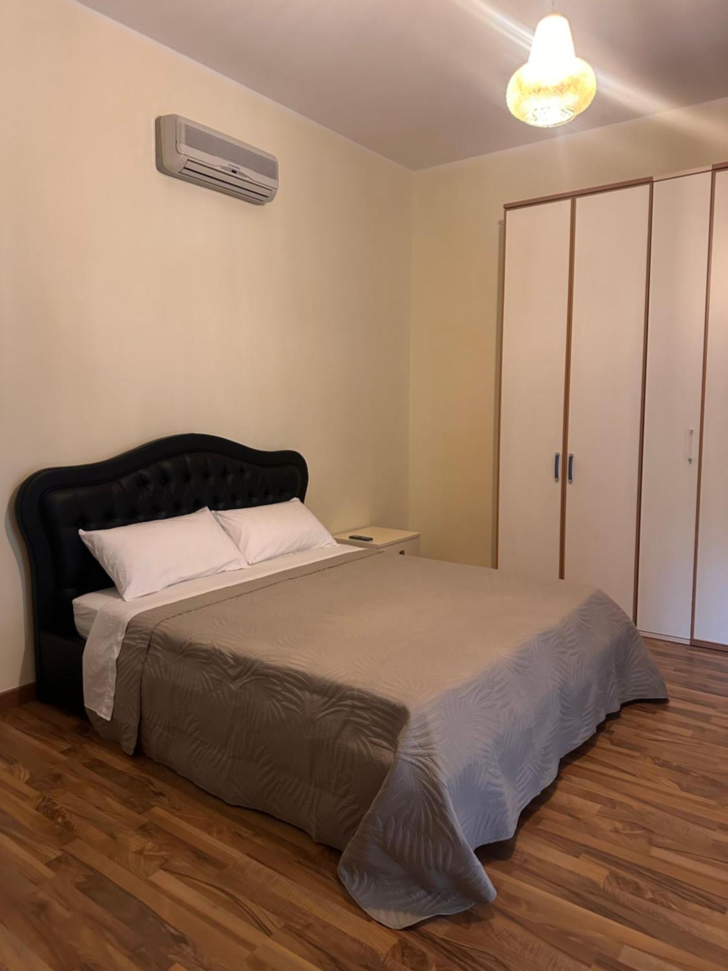 Civico 27 Apartment Фонди Экстерьер фото